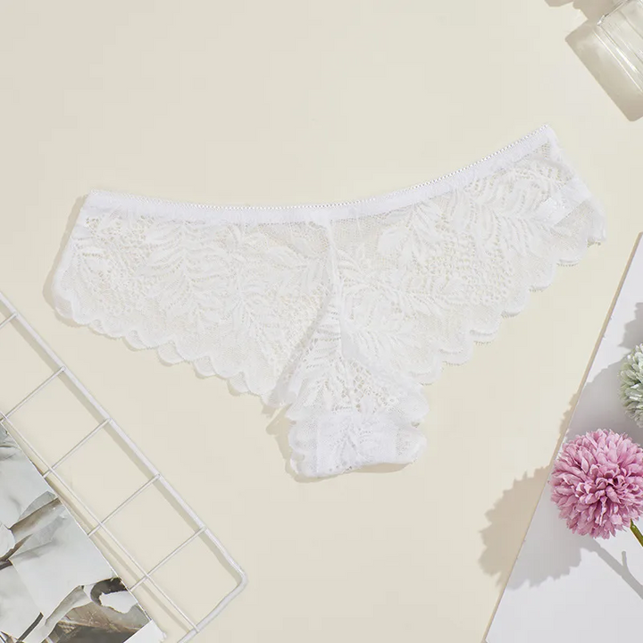 Lace Low-Waist Panty with Cotton Crotch
