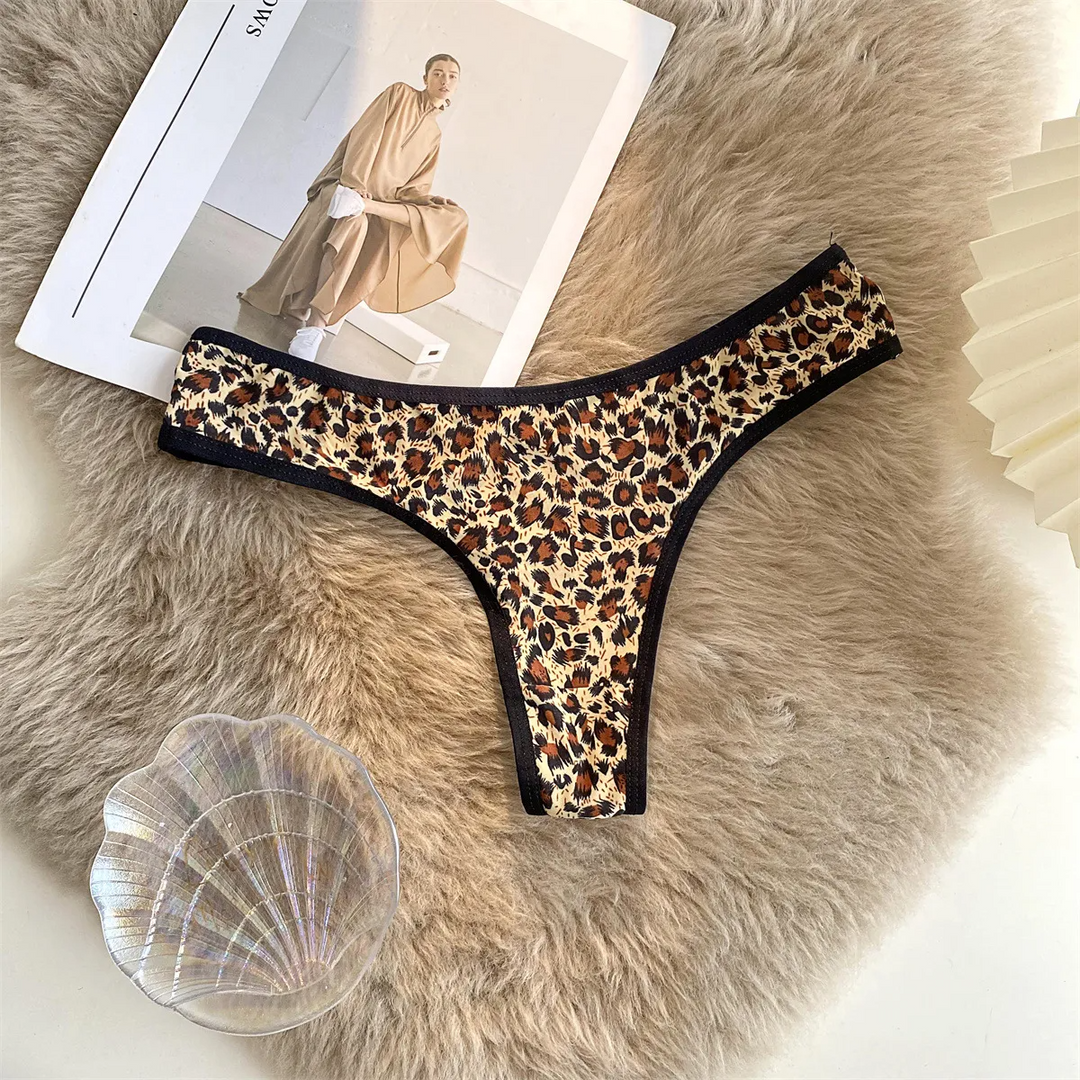Low-Waist Hollow Animal Print Panty