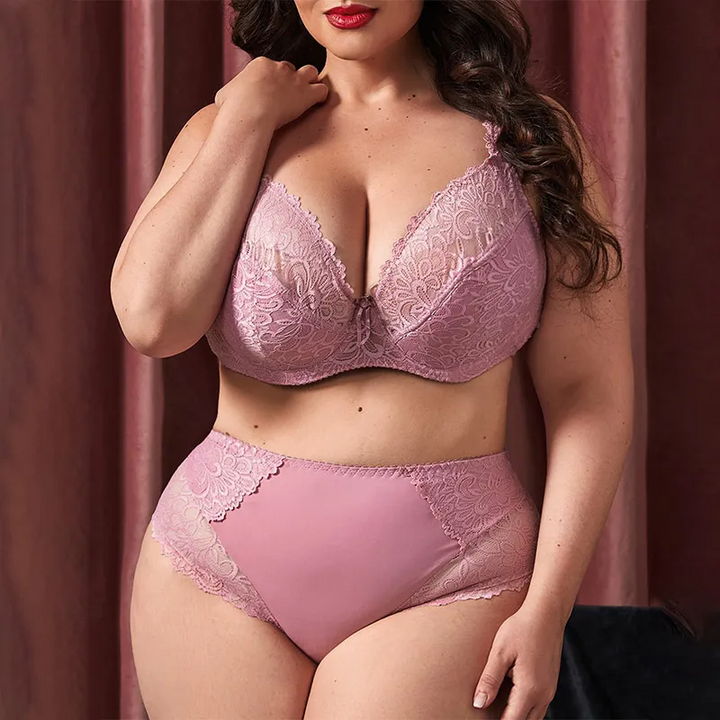 Plus Size Lace Bra and Panty Set