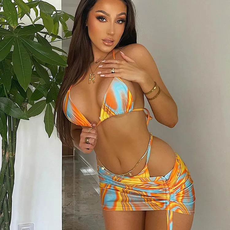 Summer Women Fashion Sexy Multicolor Corrugated Print Halter Neck Bikini Swimsuit Drawstring Skirt Three-Piece Set