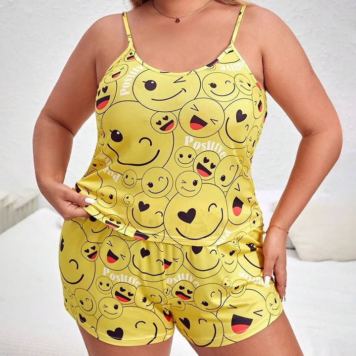 Plus Size Smiley Face Print Pajama Set